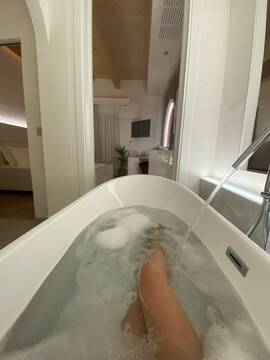 Public Photo of blondieflame